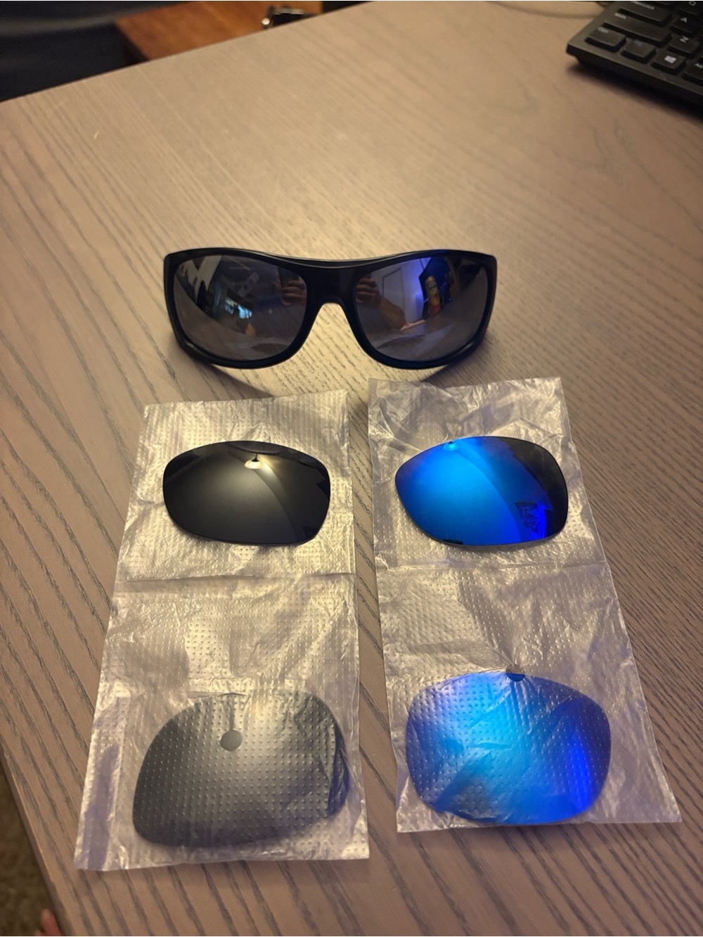 Oakley Sideways Sunglasses with 3 stets of Polarized Lenses